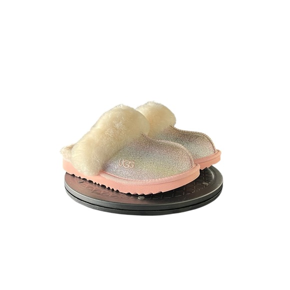 UGG Kids Cozy II Glitter Rainbow Metallic Fur Slippers - Size 1 Big Kid - Picture 3 of 6